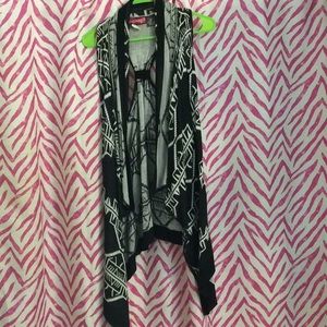 Short sleeve cardigan